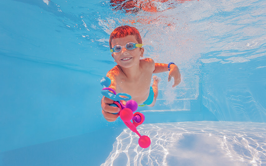 Sonnenbeheizter Familienpool