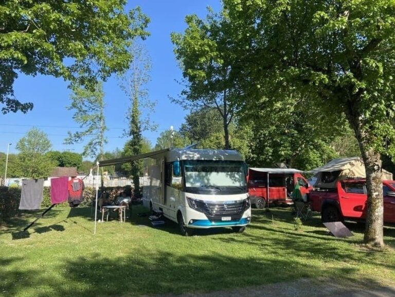 1er mai rouge et blanc